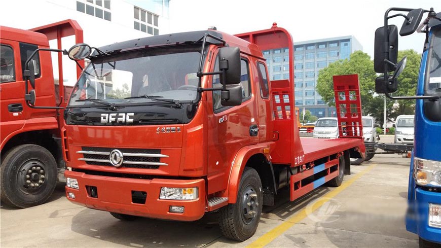 東風福瑞卡藍牌平闆車運輸車