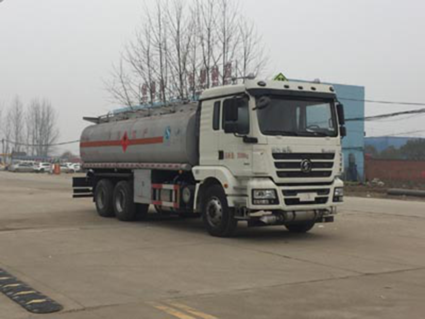 CLW5250GYYLS5型鋁合金運油車