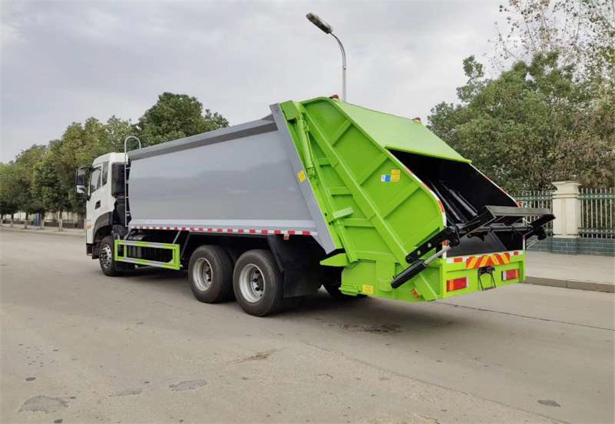 東風凱普垃圾車後(hòu)方位圖